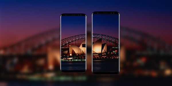 samsung galaxy S8 holds a infinity display