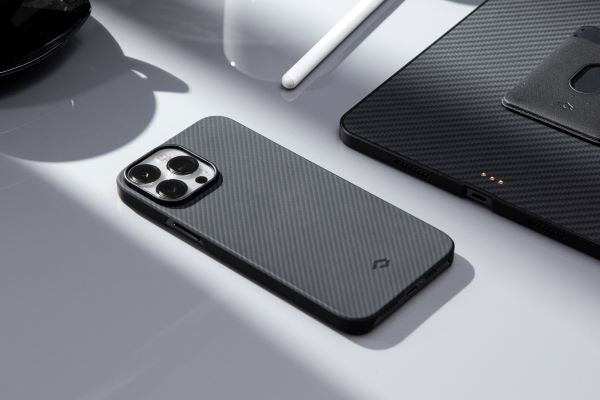 pitaka aramid fiber iphone case