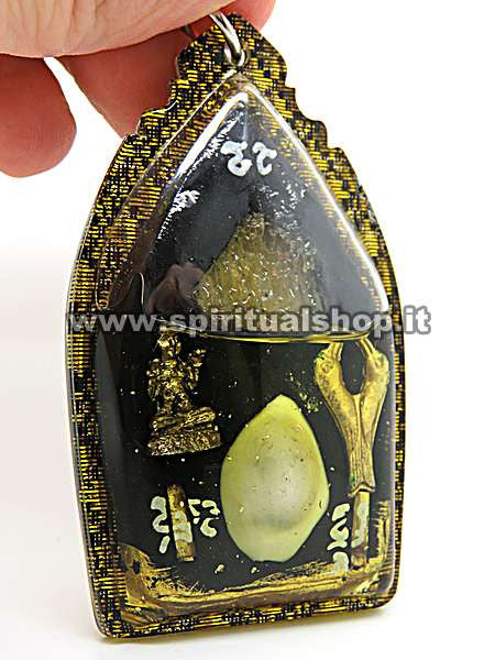 amuleto buddha dorato