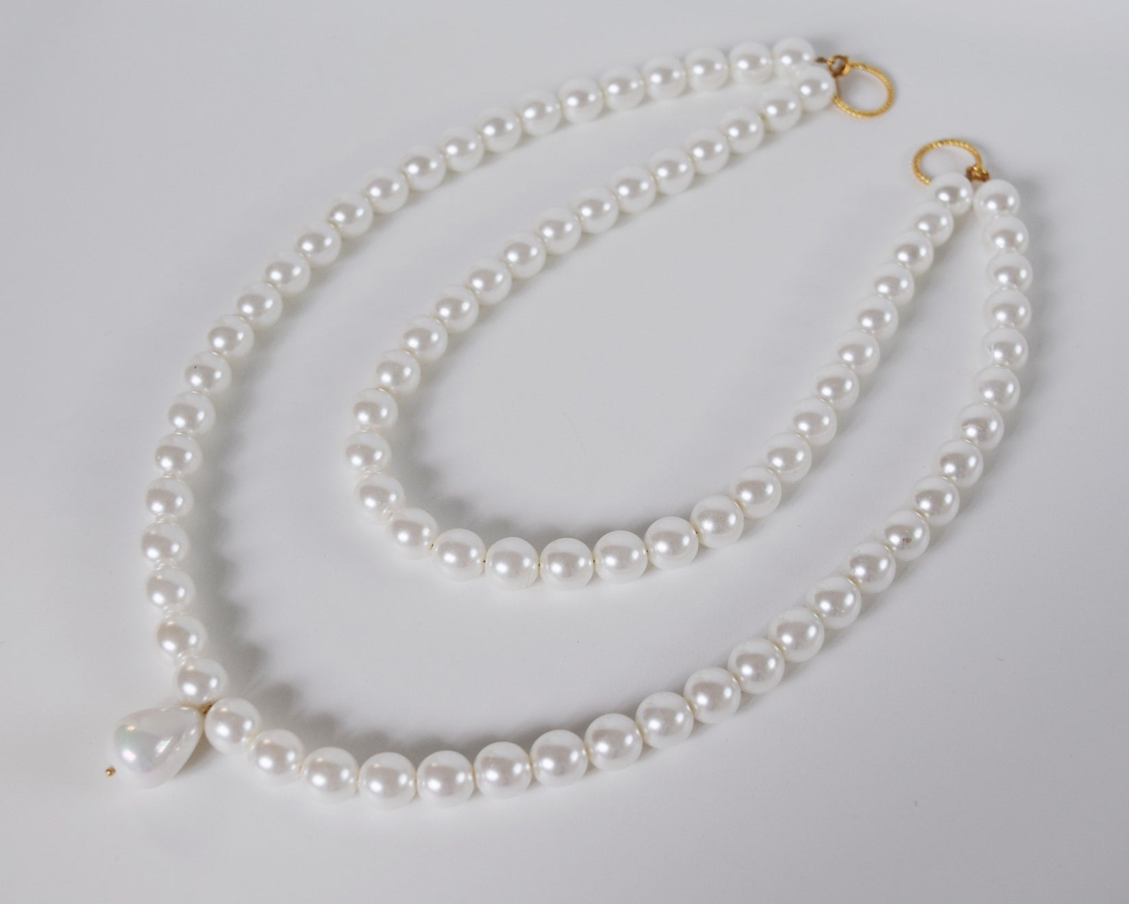 Shell Pearl Necklace - Double Strand with Teardrop – Dames a la Mode