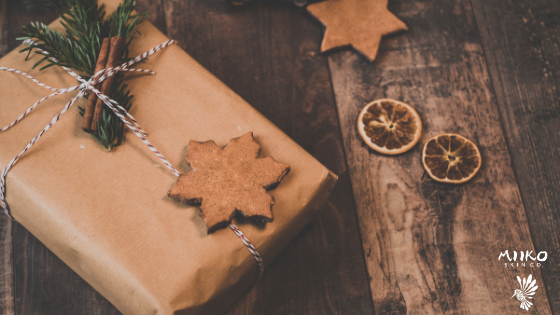 holiday gifts wrapped sustainably with dried orange slices