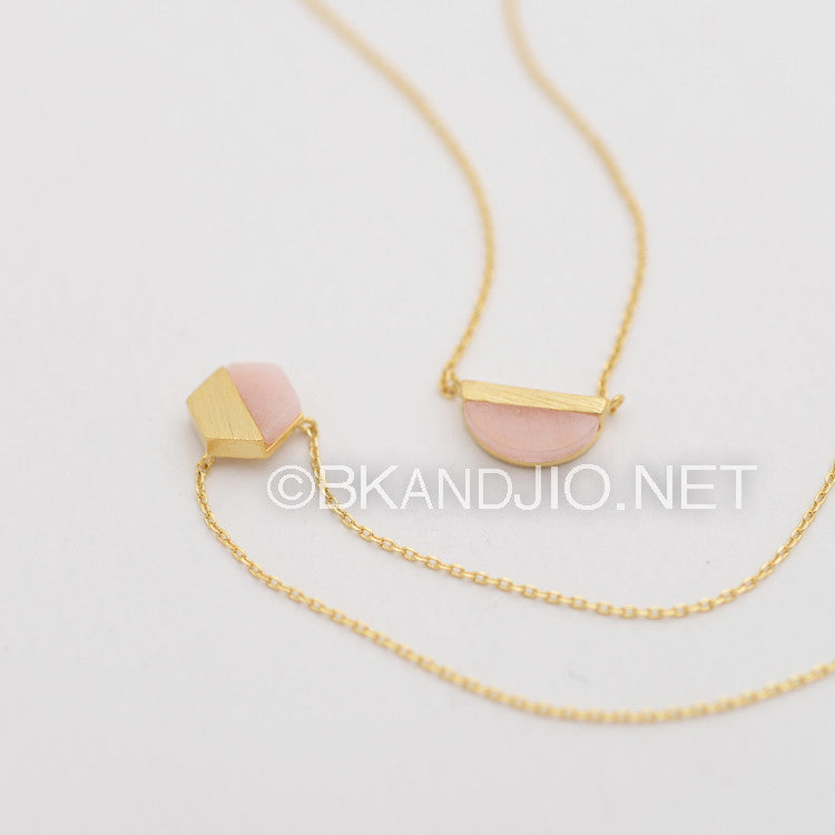 rose quartz gemstone necklace