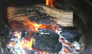 Coal-Fire-with-Log