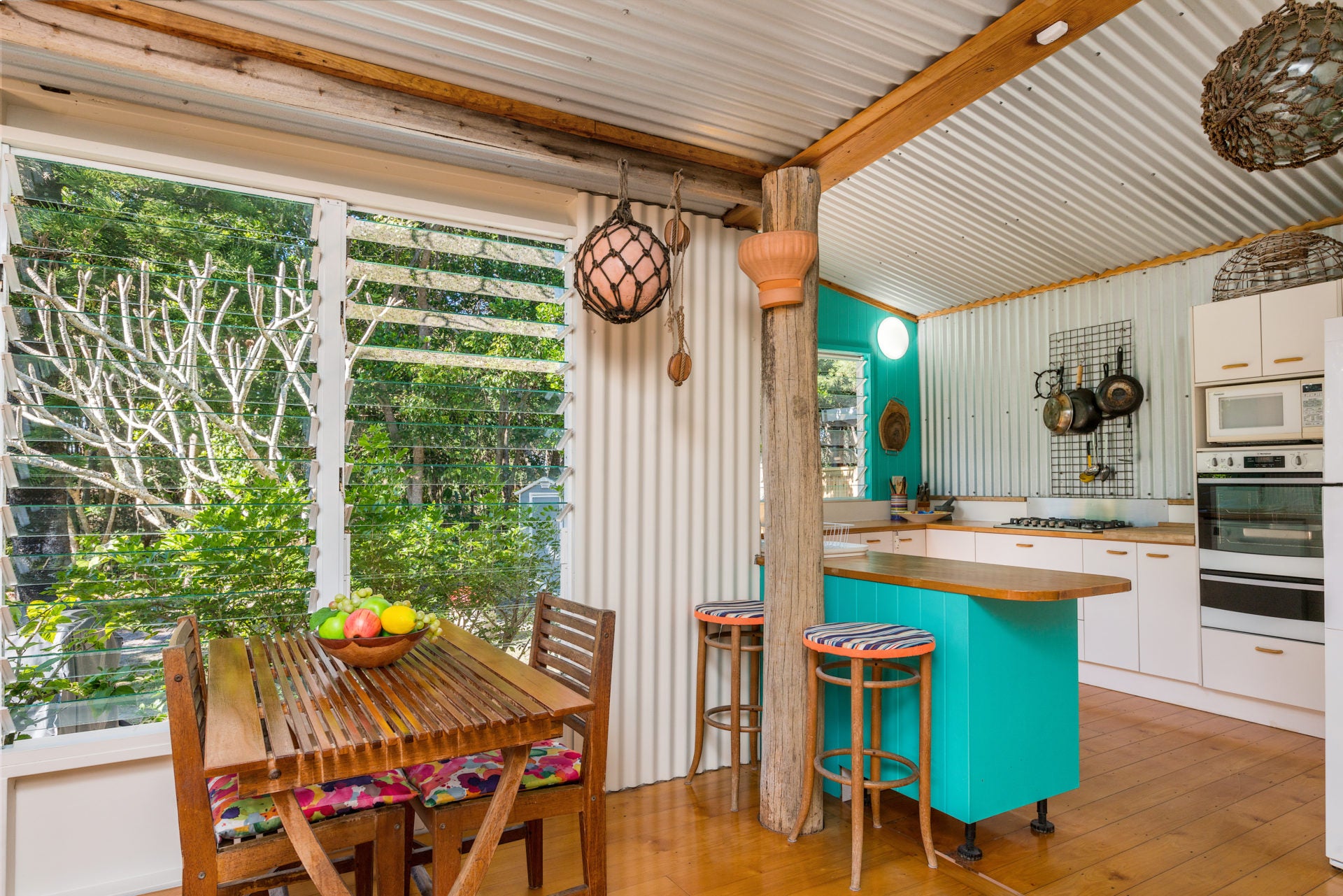 Byron Bay Beachcombers Cottage holiday rental property