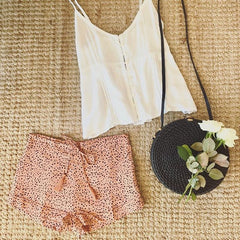 desert sand short w rattan basket bag