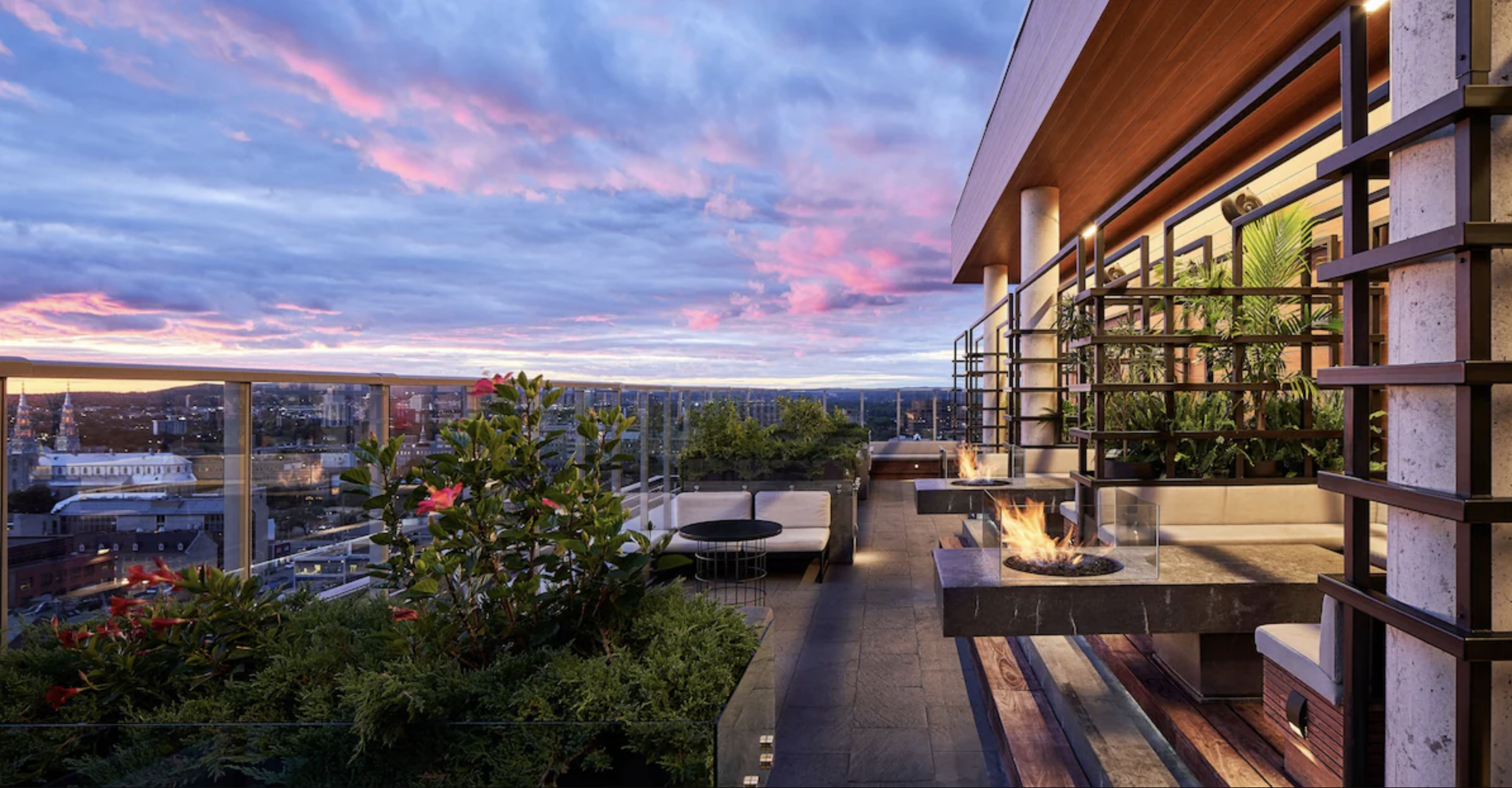 10. Andaz Ottawa Byward Market - a concept by Hyatt - 2 bars/lounges, rooftop bar