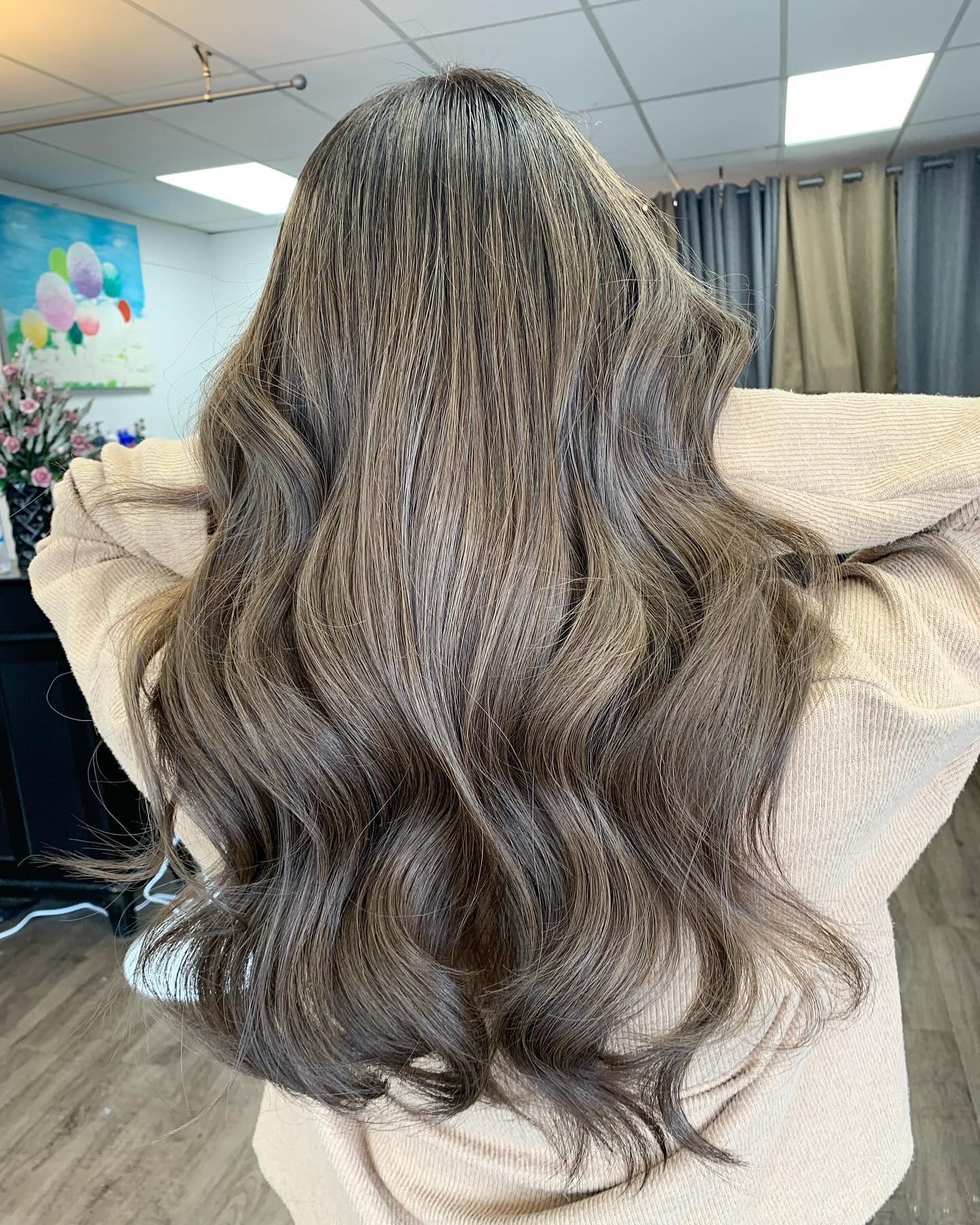 10. Blended Ash Brown Layers with Seamless Flow (Ash Brown Hair Color)
