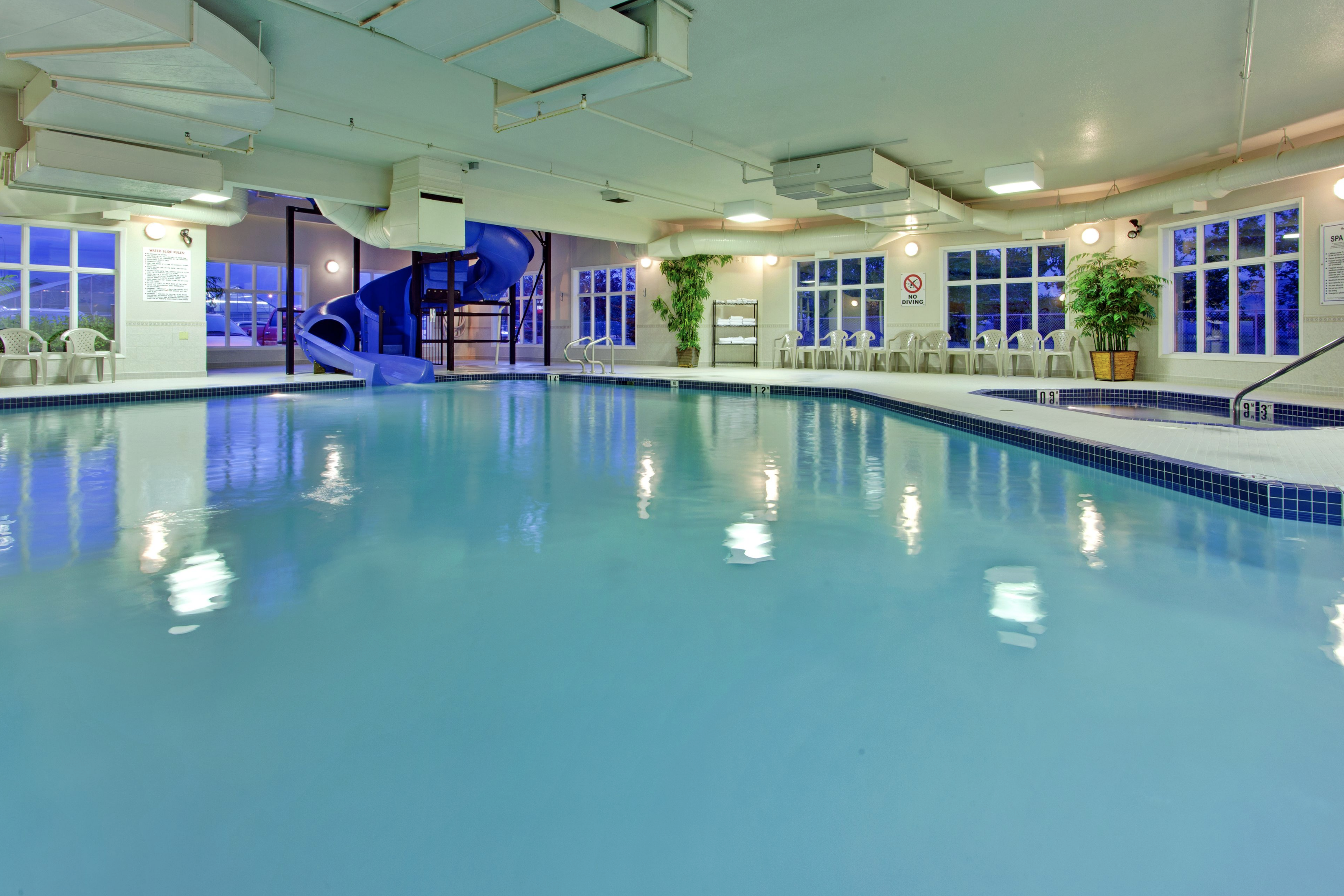 10. Holiday Inn Express Hotel & Suites Airdrie-Calgary North, an IHG Hotel