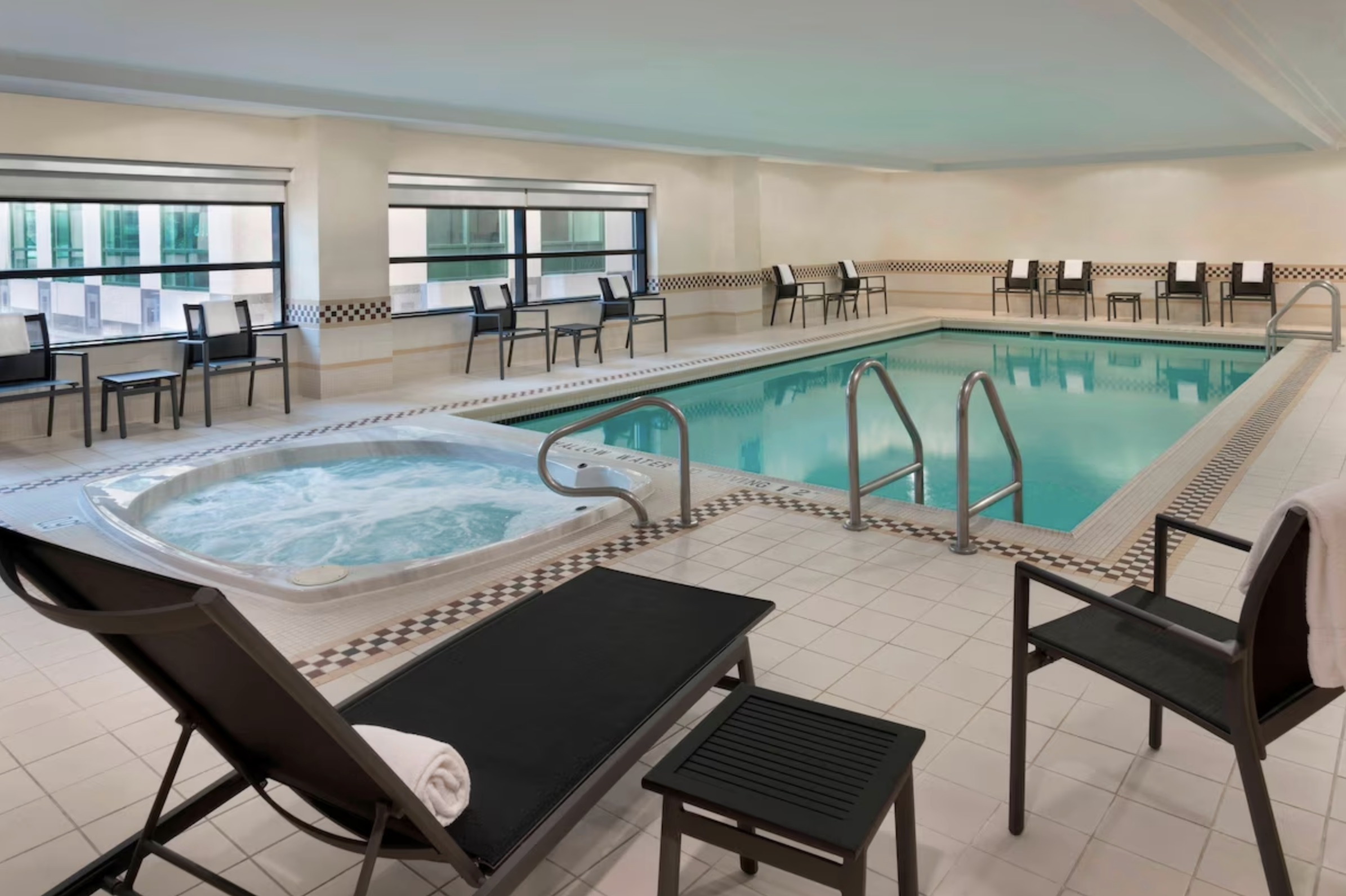 10. Residence Inn by Marriott in Toronto Downtown - Best Hotels in Toronto with Rooftop Pools