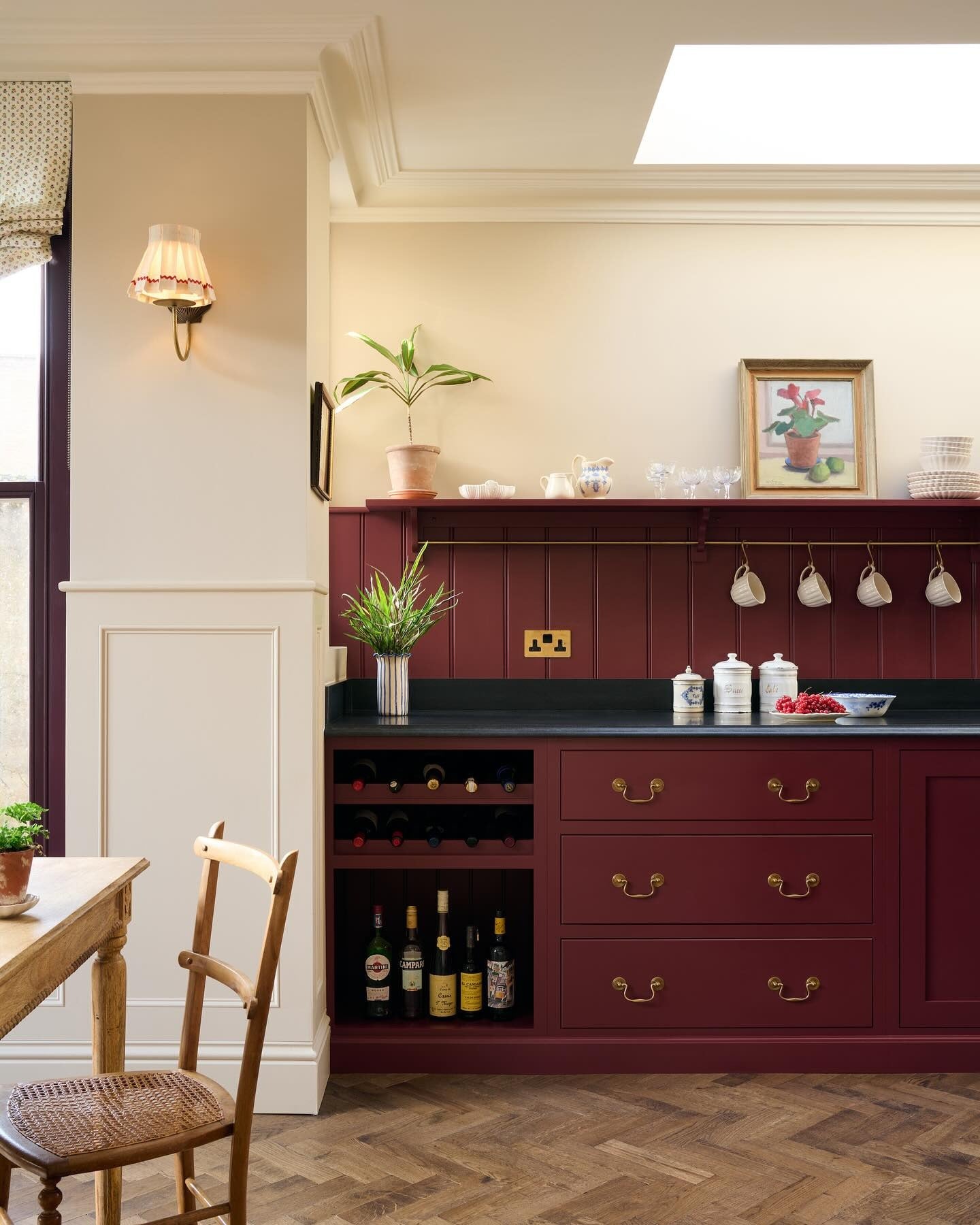 11. Wine & Crimson Utility Station (Garage Kitchen Ideas)