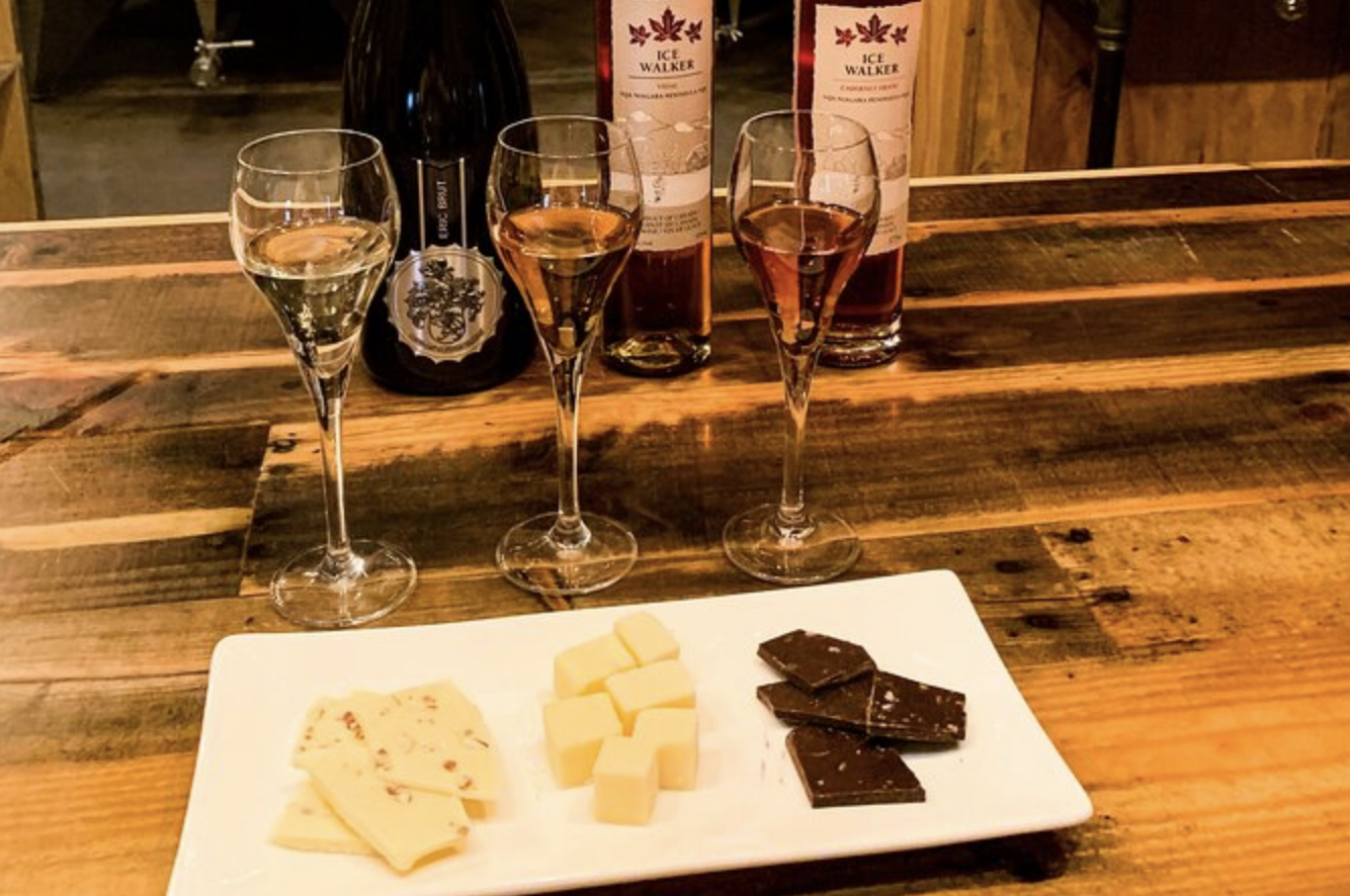 2. Niagara's Decadent Sparkling and Icewine Tasting