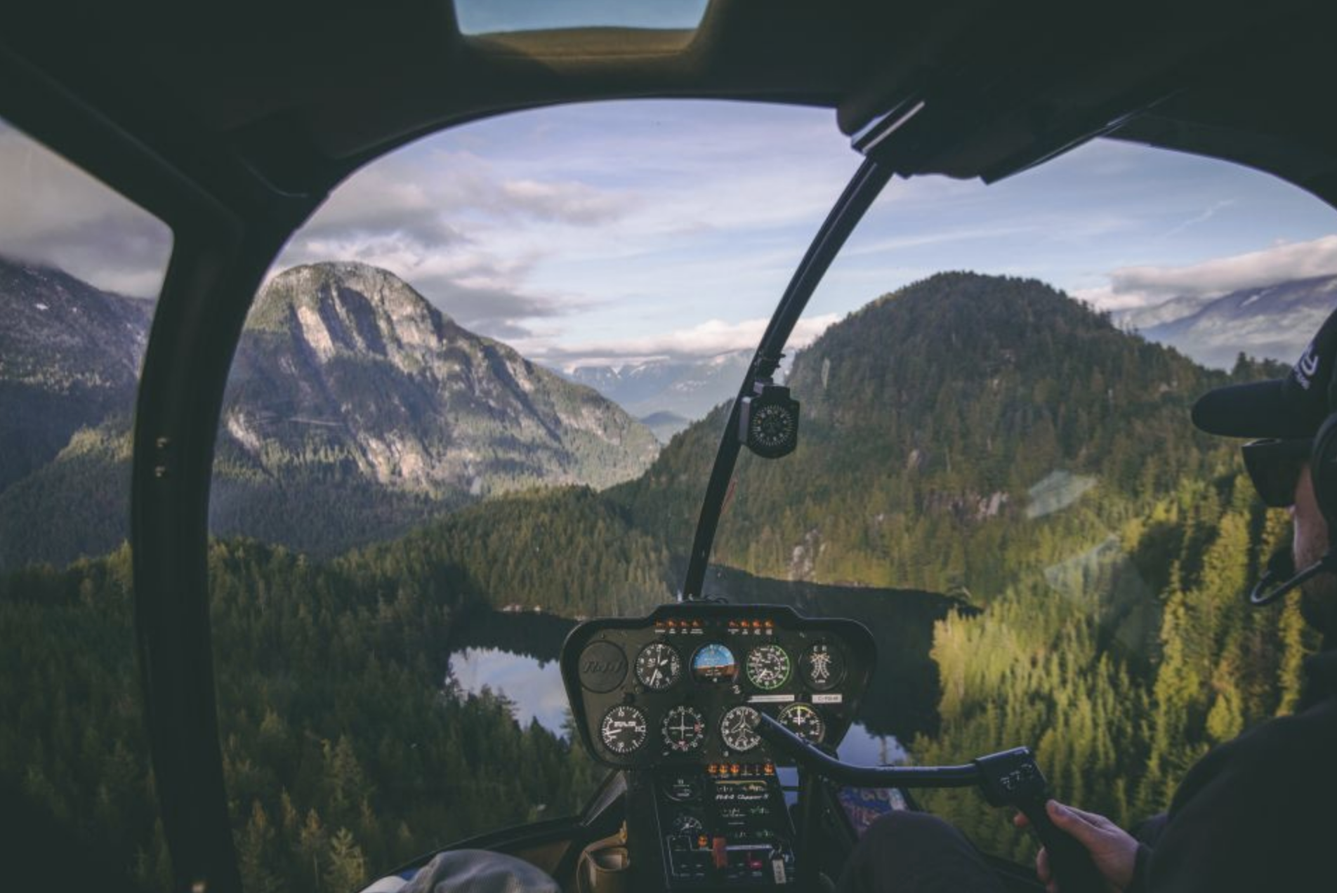 3. Vancouver Coastal Mountain Helicopter Tour with One Landing