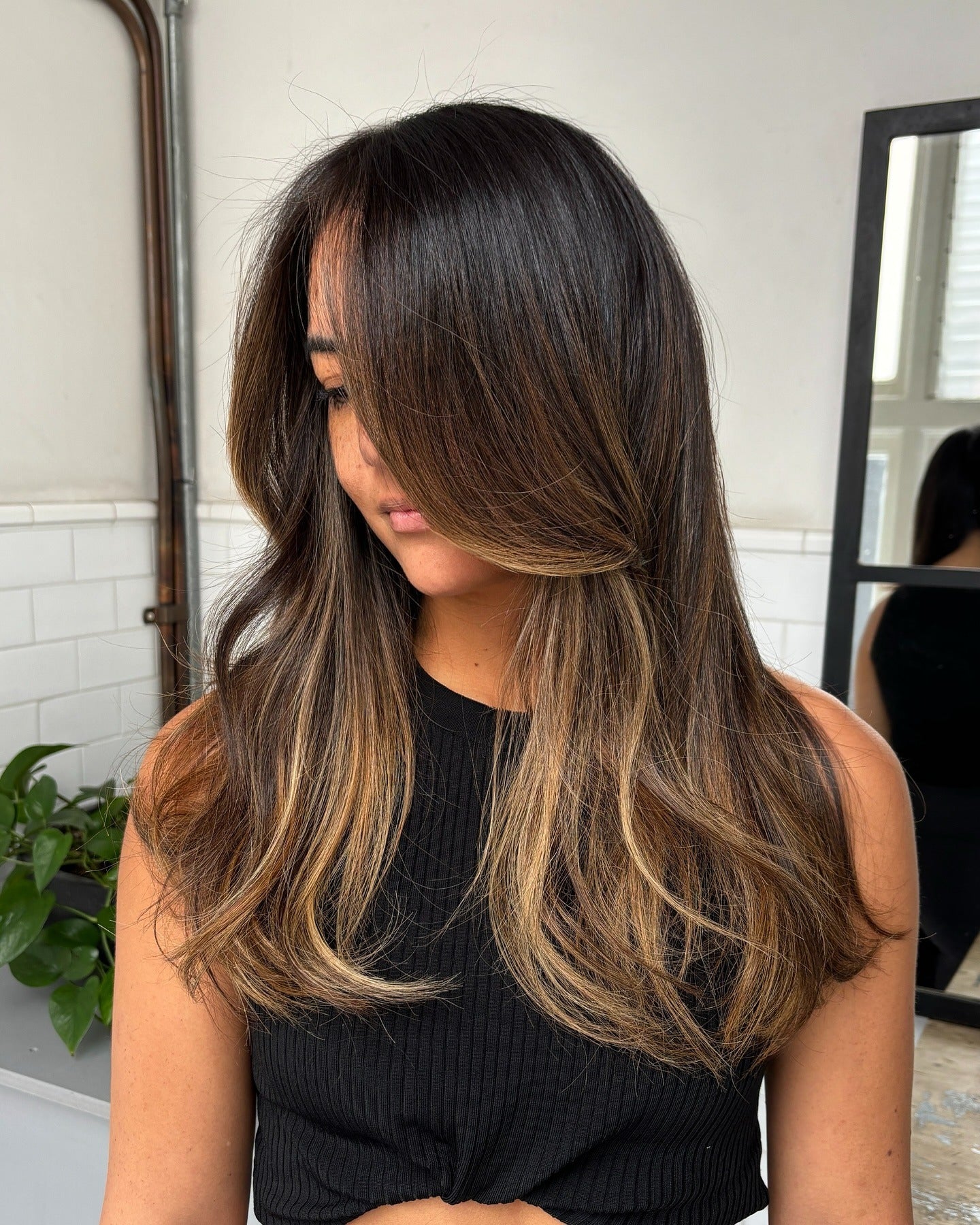 4. Cocoa Melt with Caramel Highlights (Blonde Hair with Dark Roots)