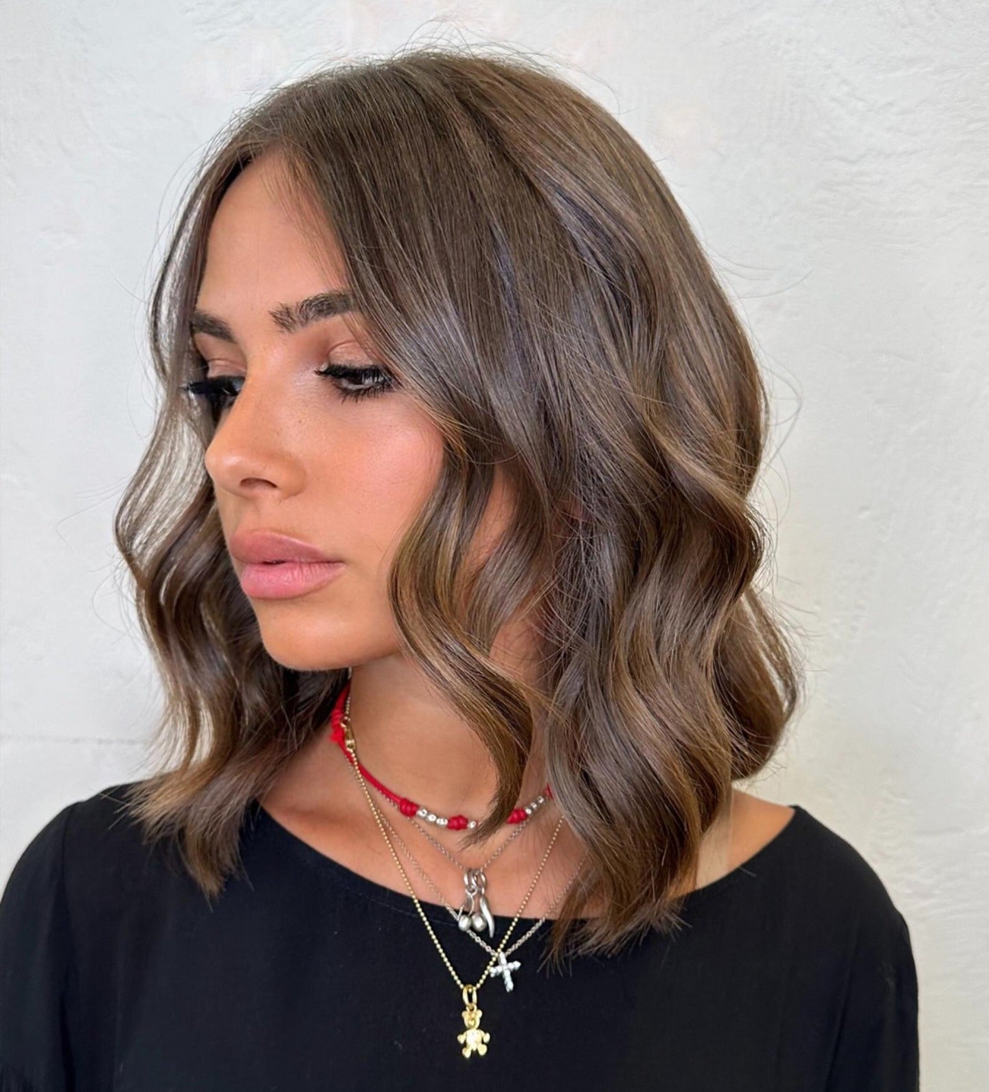 4. Mocha Gloss Wavy Lob with Curtain Bangs (Wavy Bob Hair)