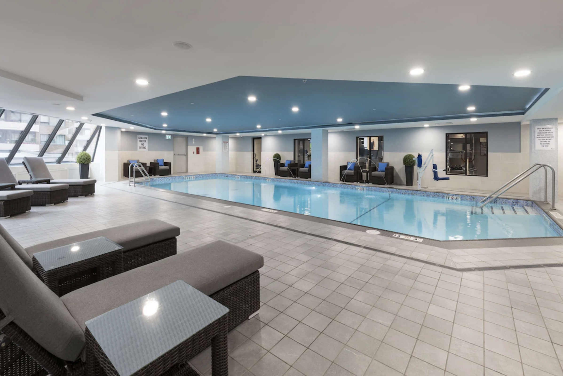 6. Homewood Suites by Hilton Ottawa Downtown - Indoor pool
