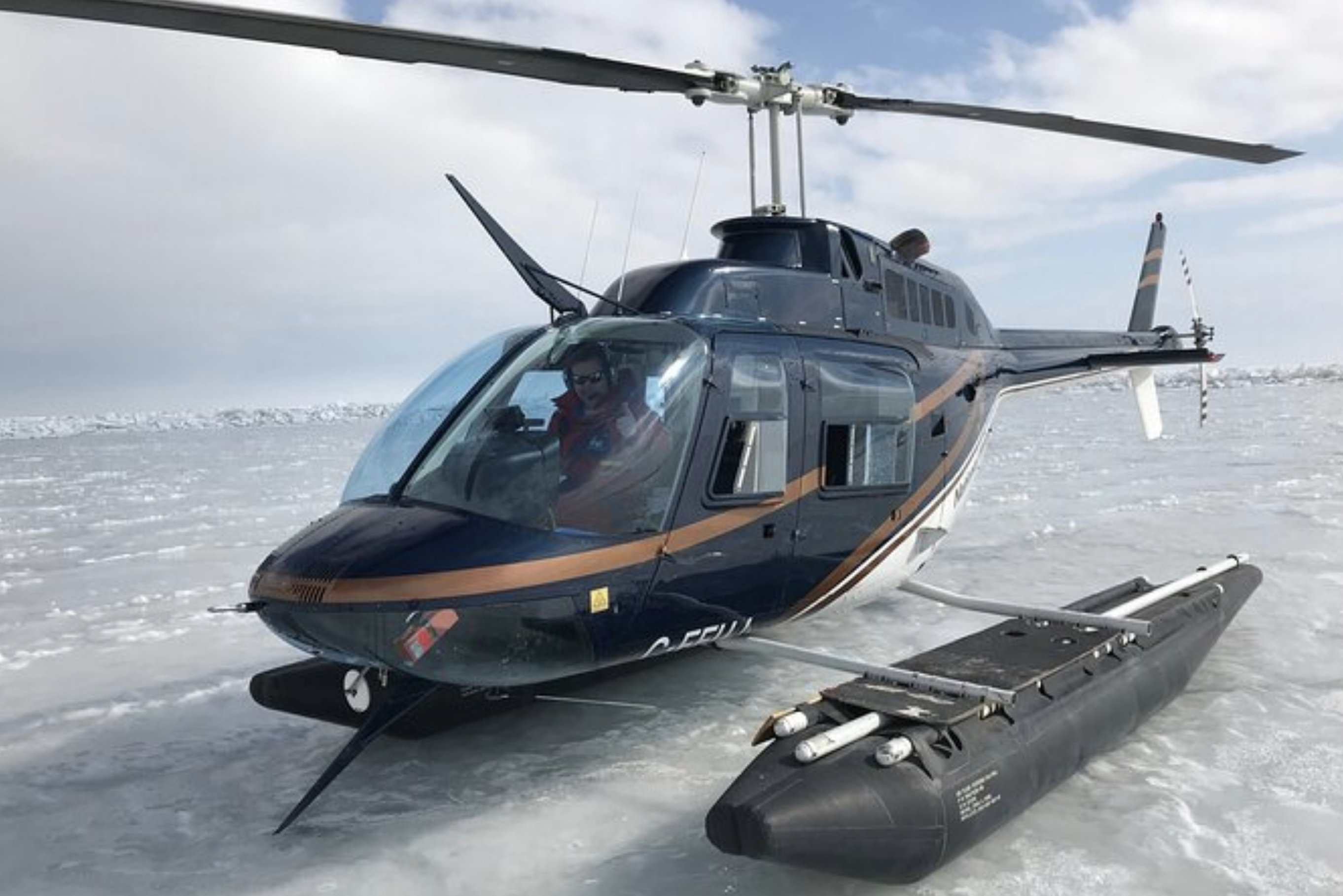 8. Private Tour Niagara Falls Helicopter Flight