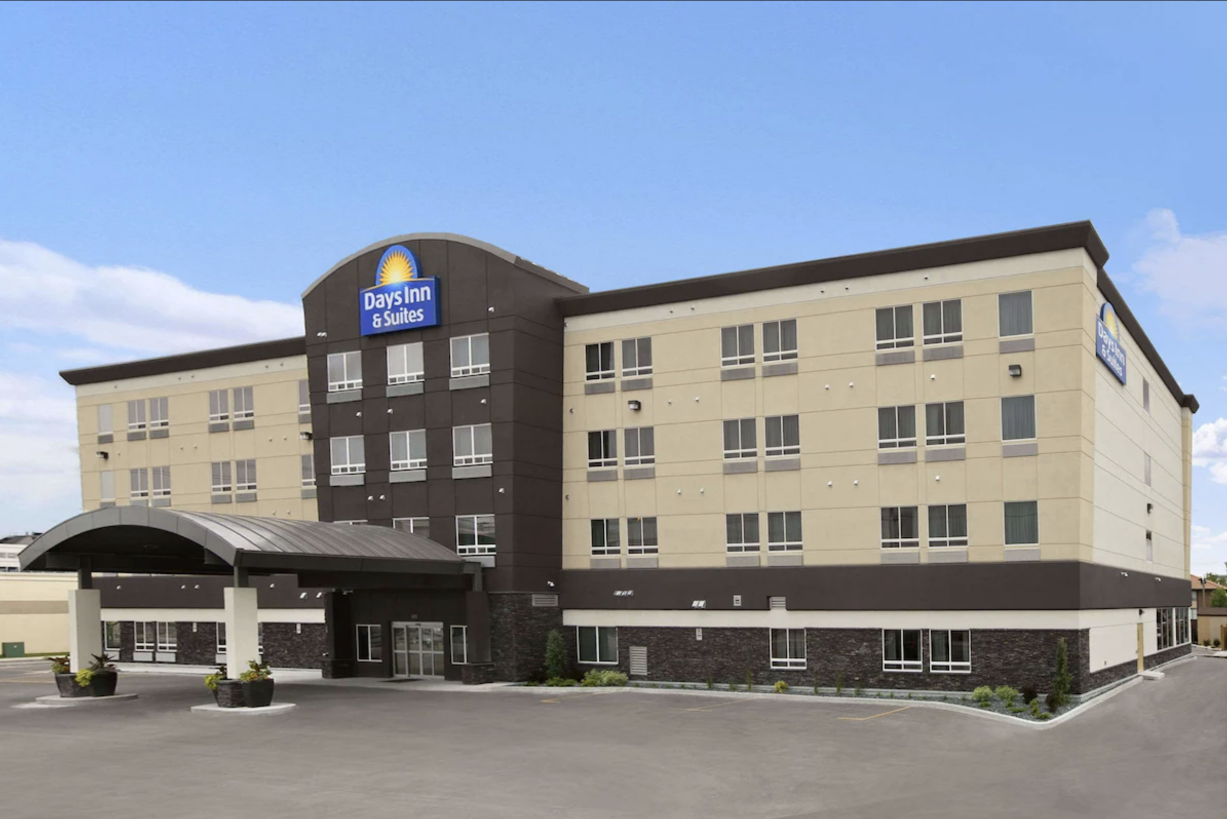 Days Inn & Suites by Wyndham Winnipeg Airport Manitoba Exterior