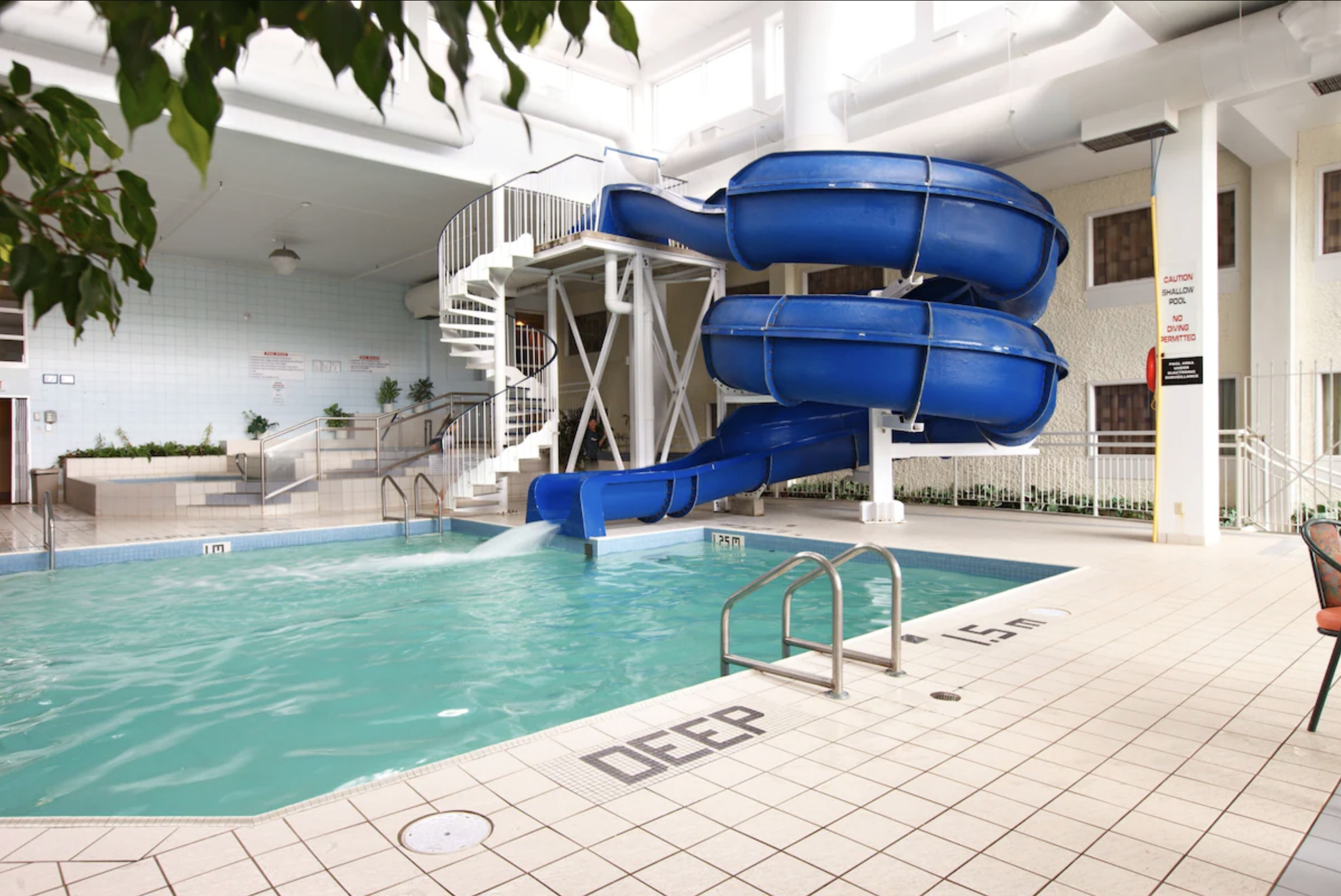 Viscount Gort Hotel Waterslide Pool