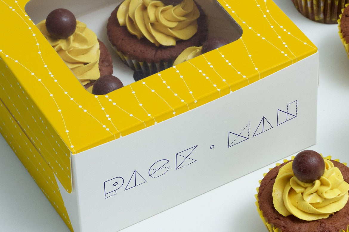 Download Free Cupcake Packaging Boxes Mockup - CreativeBooster