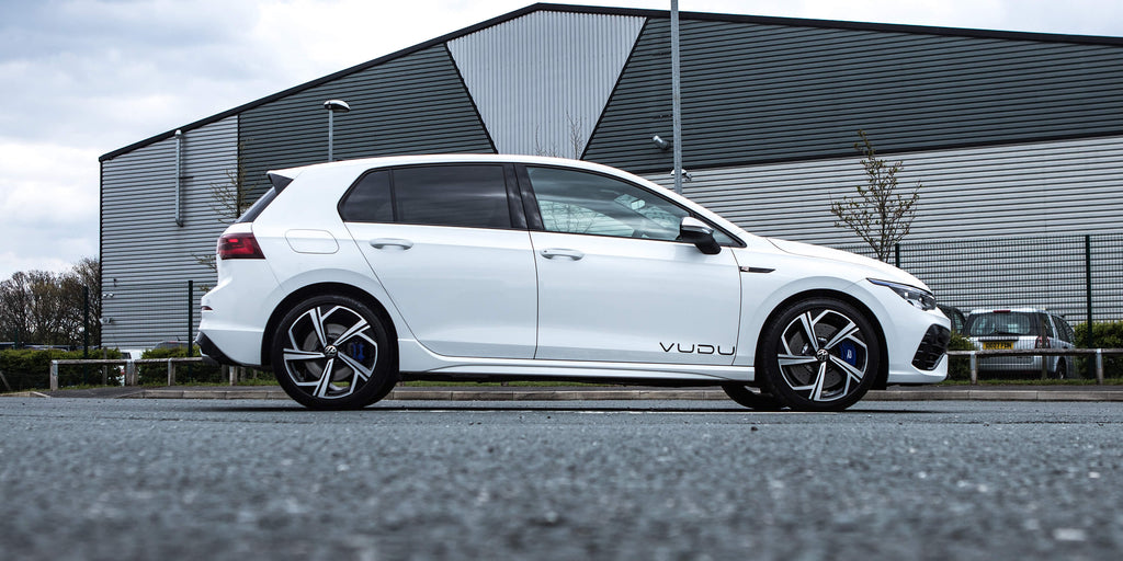 VW Golf R Mk8 Side