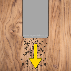 A graphic showing how blunt nails do not split wood fibres