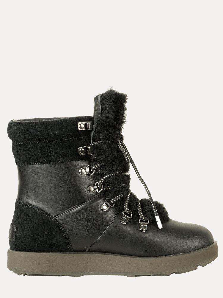 ugg viki black