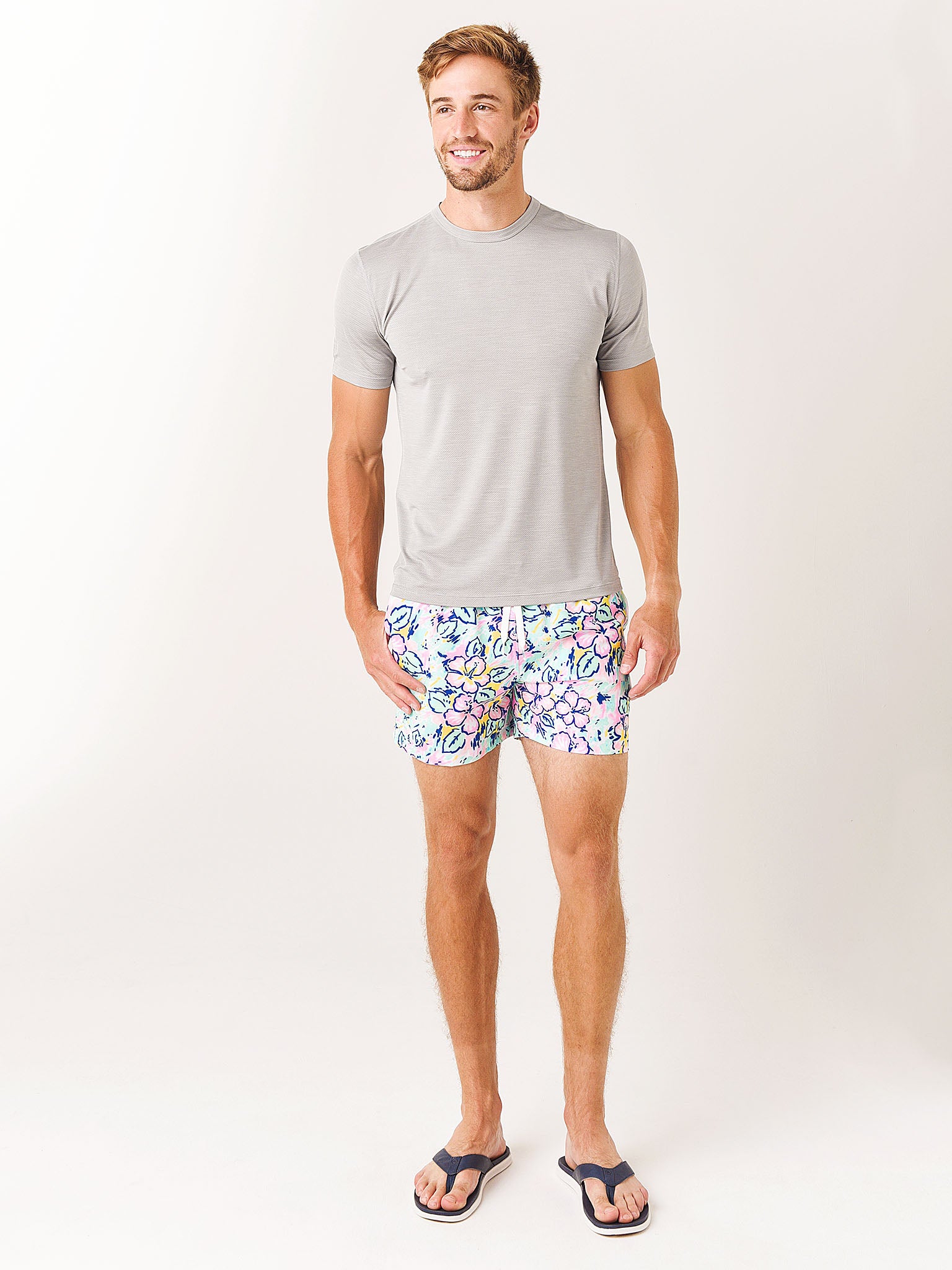 Chubbies Men's The Vacation Blooms 5.5