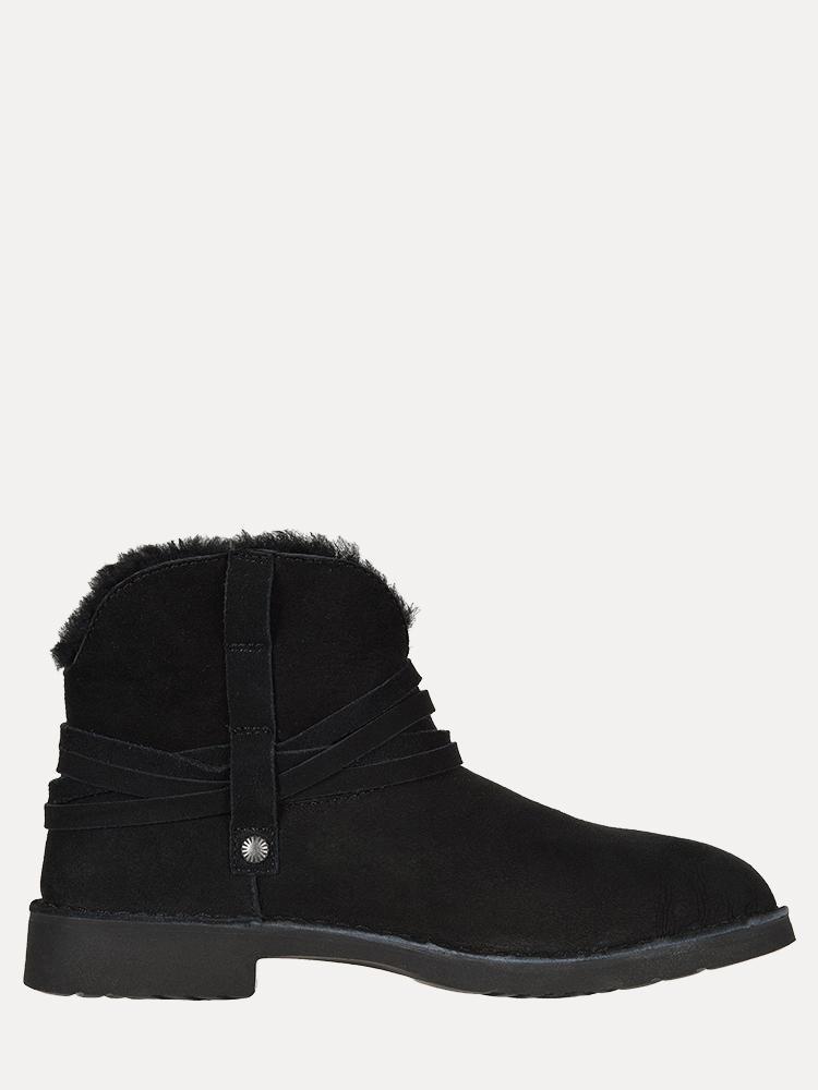 ugg pasqual boot reviews