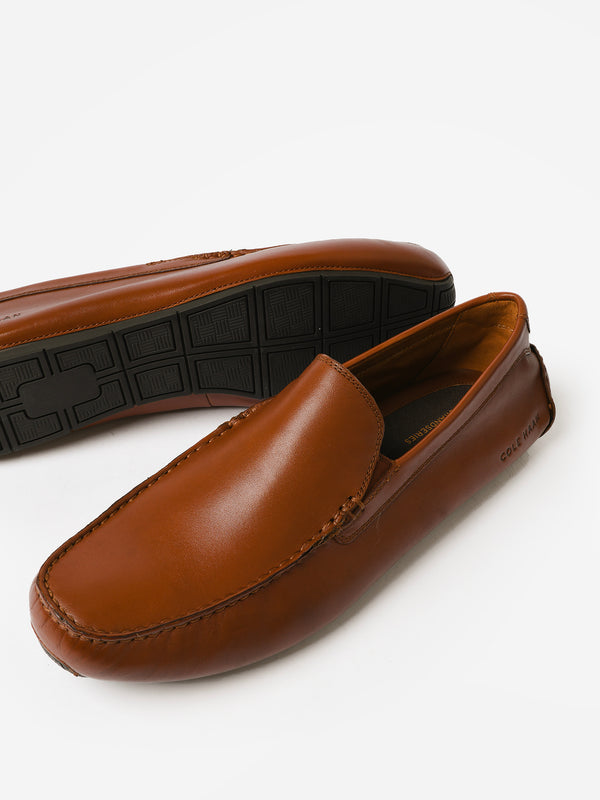 Mens Boat Shoes & Loafers - Saint Bernard