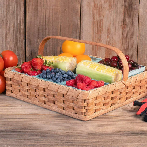 what to put in a romantic picnic basket