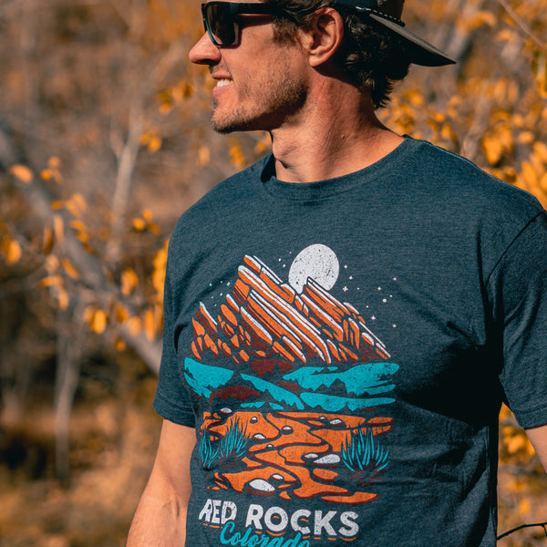 Unisex Red Rocks Colorado T-Shirt - YoColorado