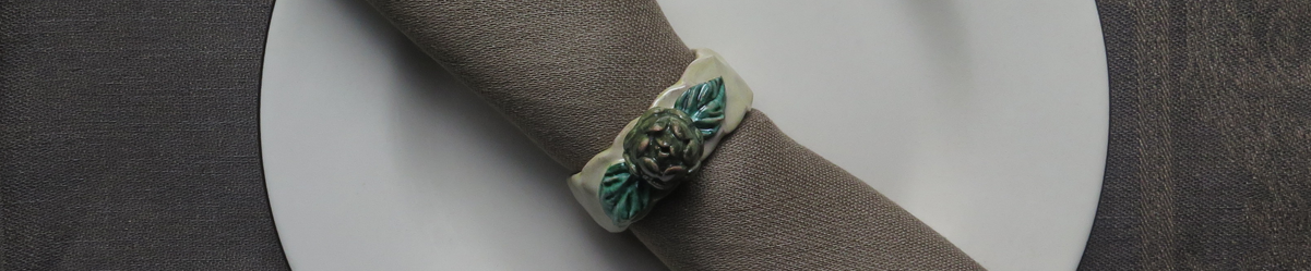 ND Dolfi napkin ring, artichoke