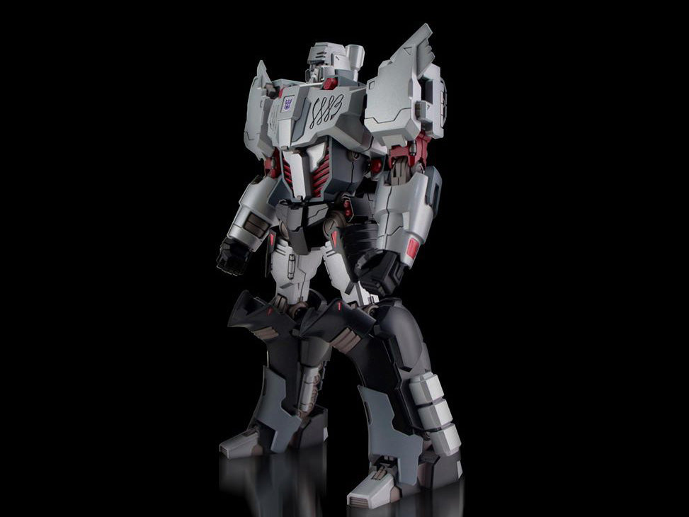 Flame Toys: Megatron IDW (Decepticon Ver) Furai Model Transformers
