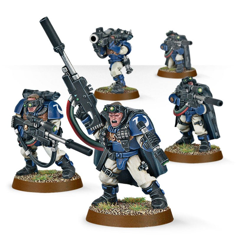 Warhammer 40K: Space Marines Scouts with Sniper Rifles