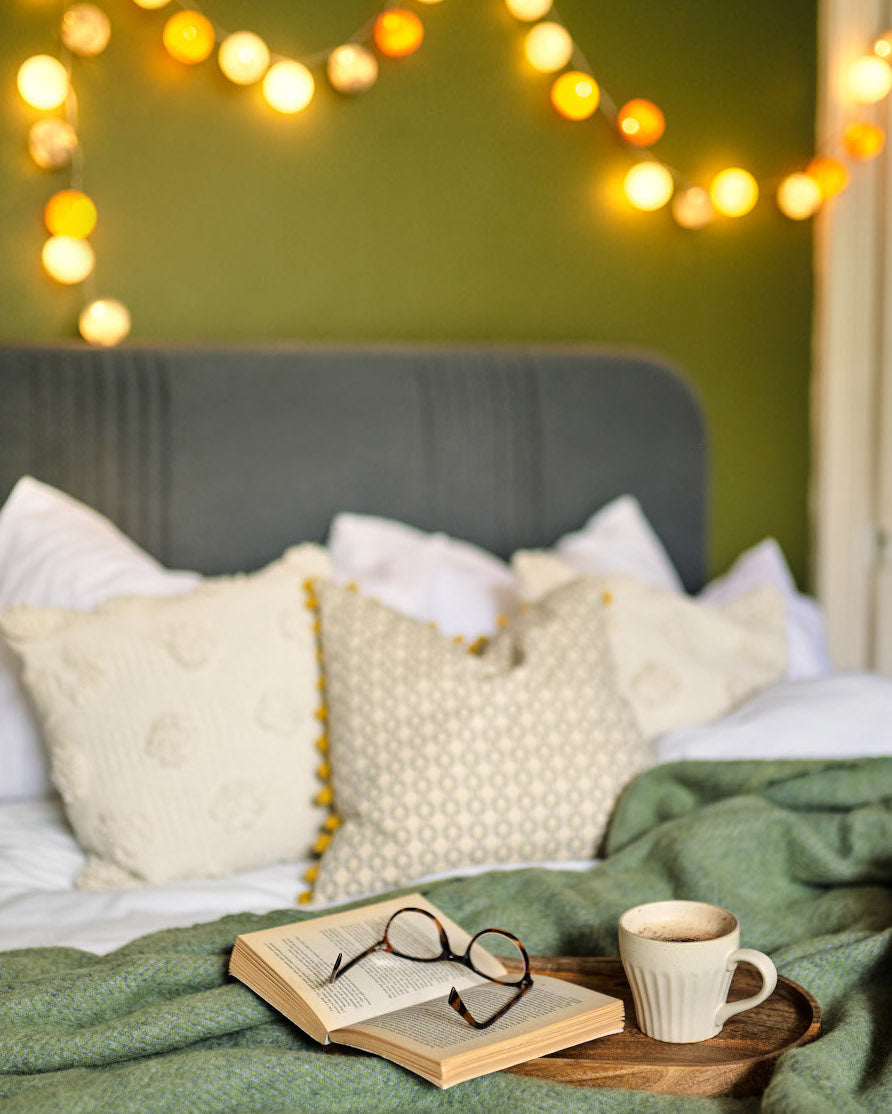 christmas guest room styling ideas
