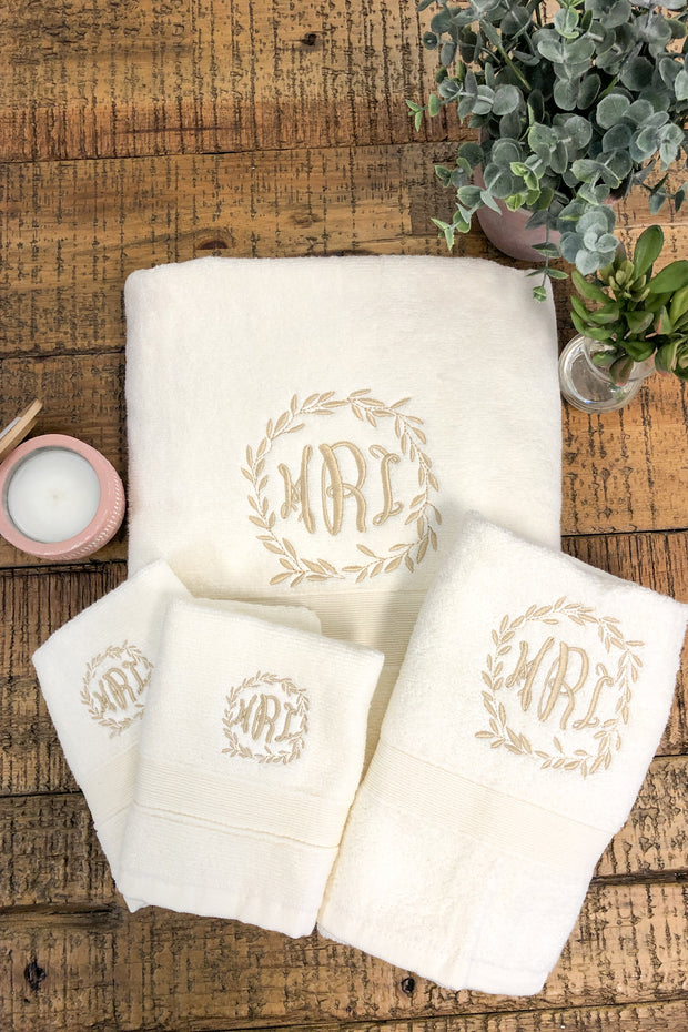 Monogrammed Towels Lalaconfetti