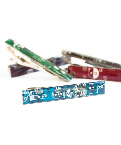 Palladium plated circuit board tie clip