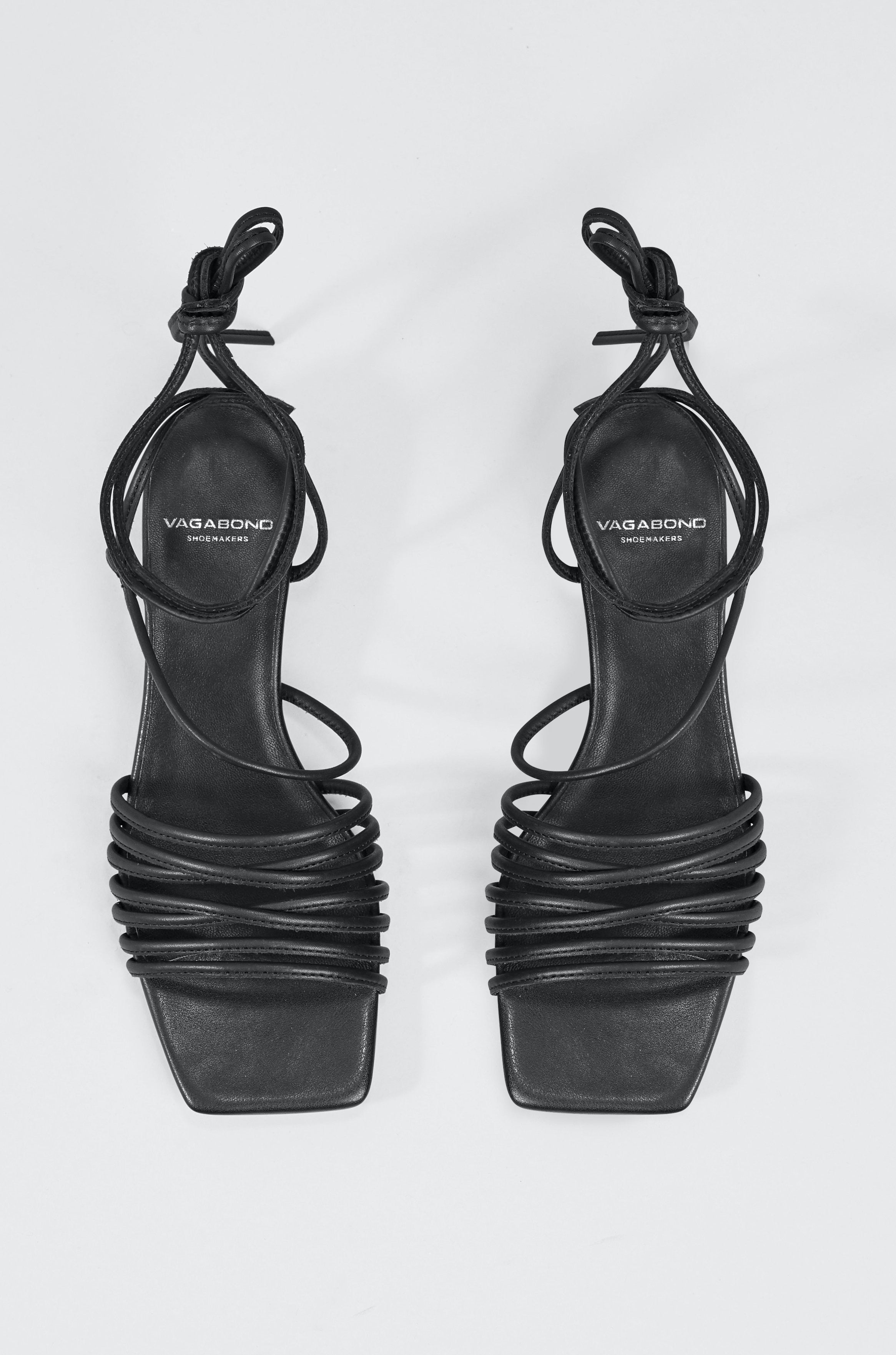 Vagabond Anni Sandal Black Lynn Louisa