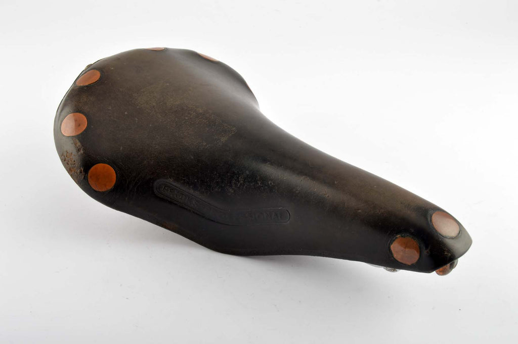 brooks saddle copper rivets