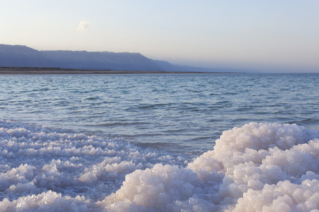 Dead Sea salt benefits 