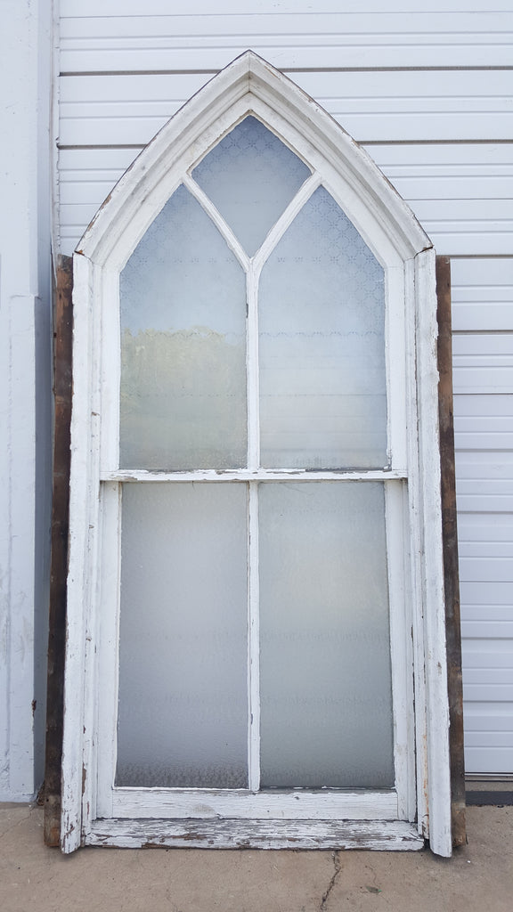 arched window frame white