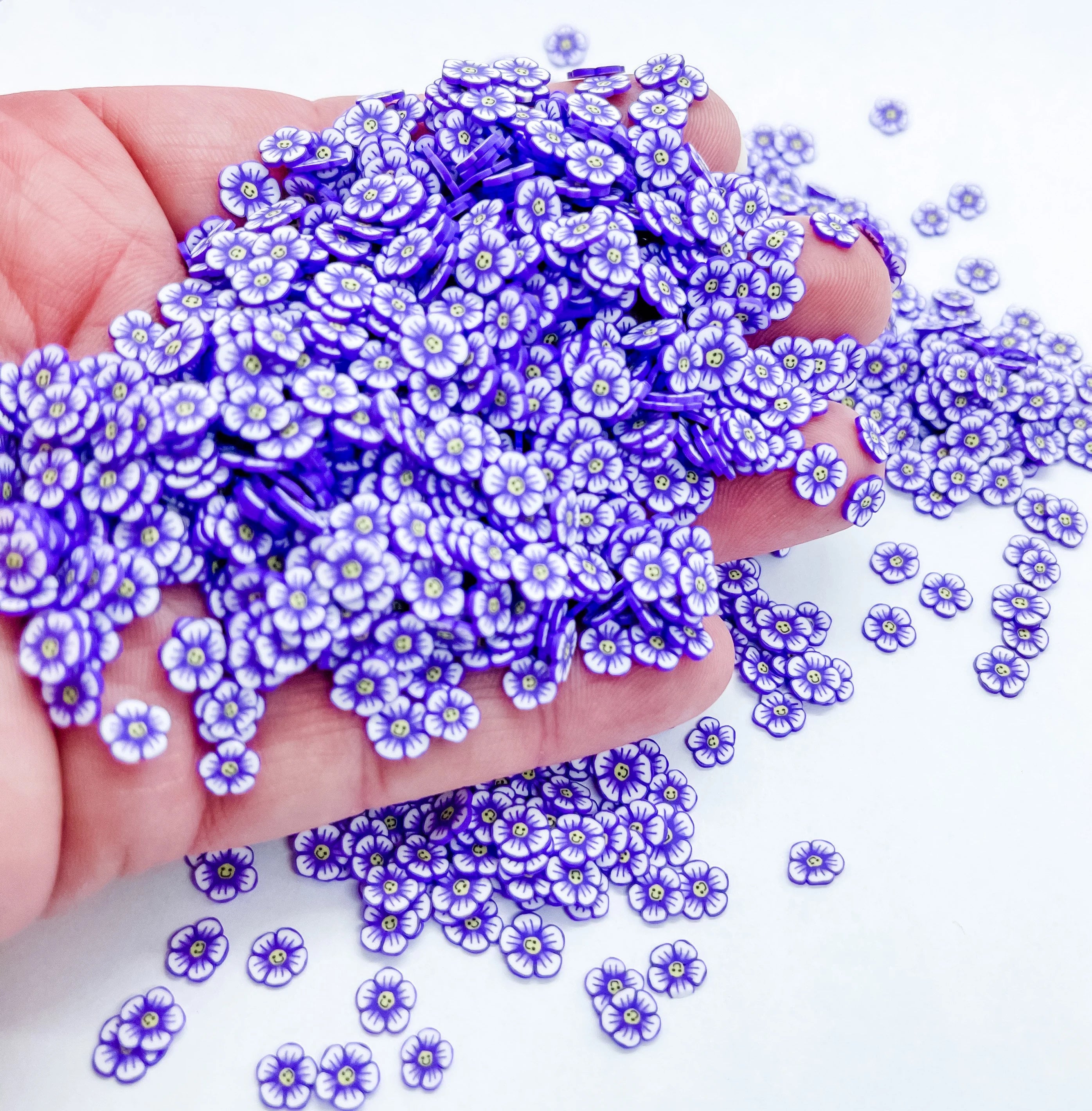 Purple Smiley Daisy Clay B4-5-4