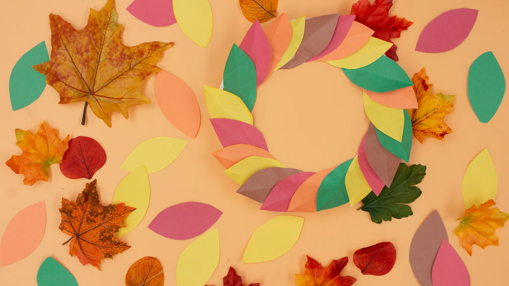 Kids paper leaf wreath craft for Fall