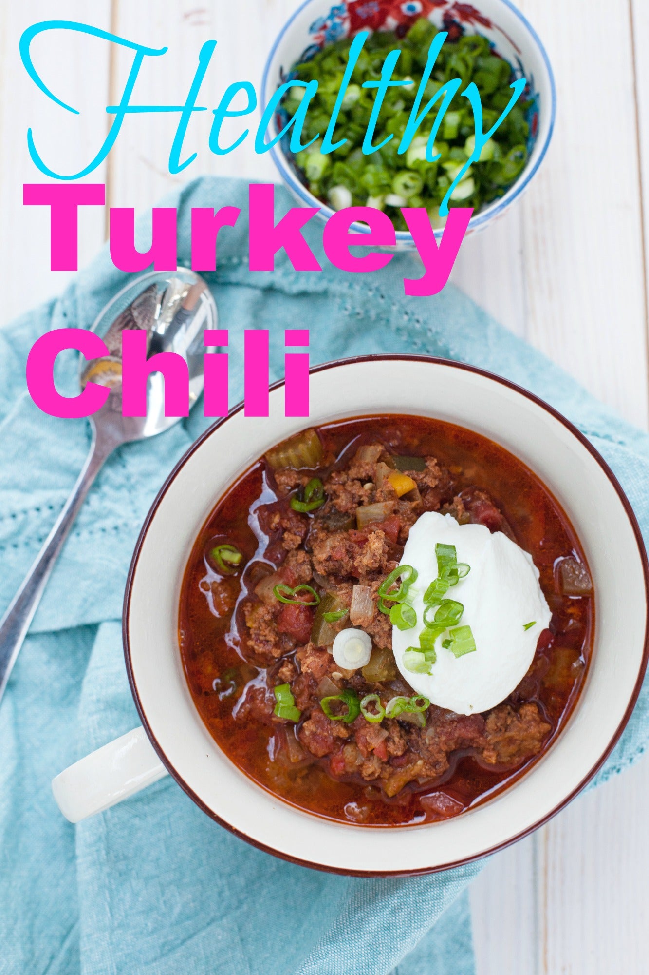 Easy and healthy slow cooked turkey chili