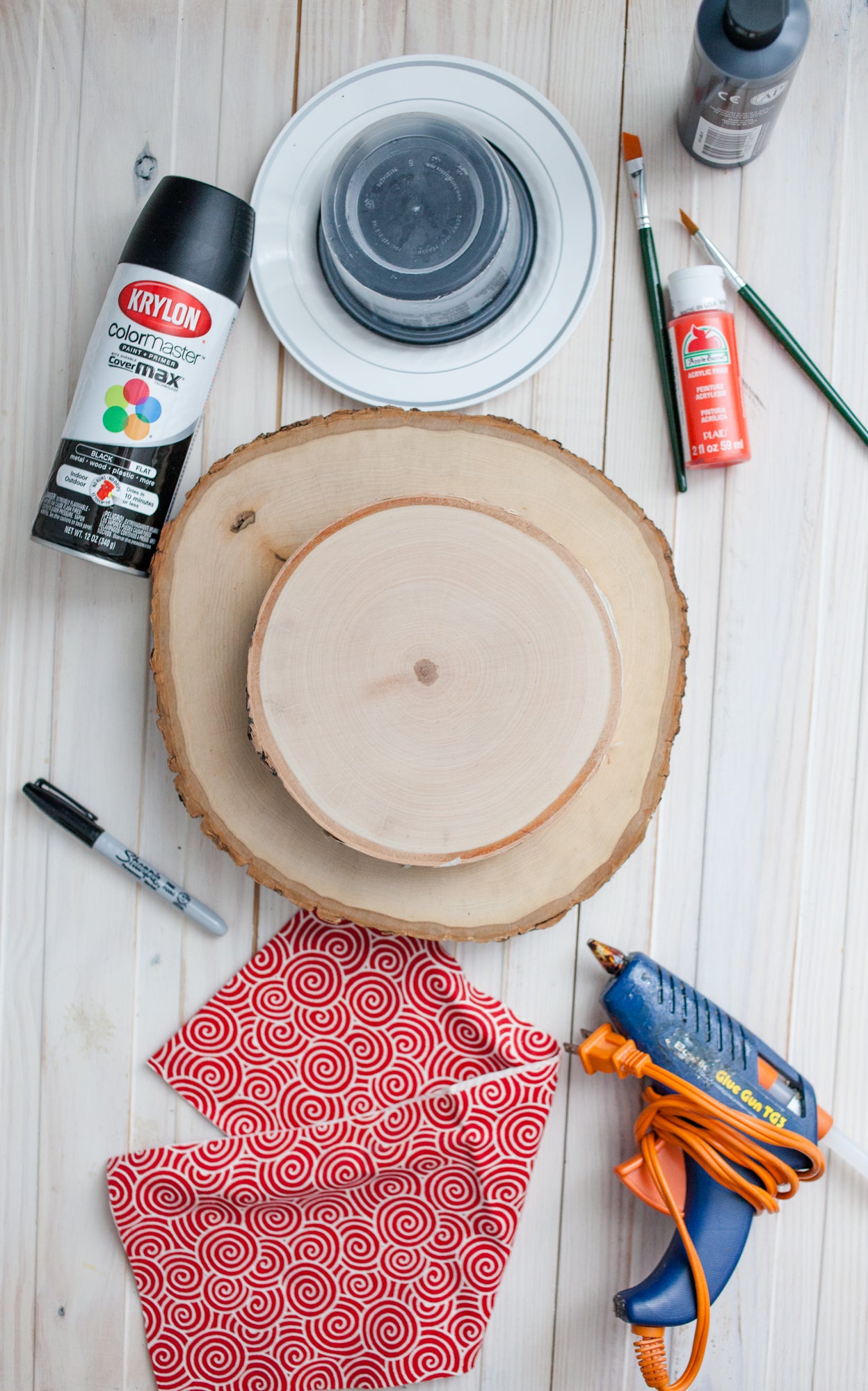 Supplies to make a DIY wooden snowman