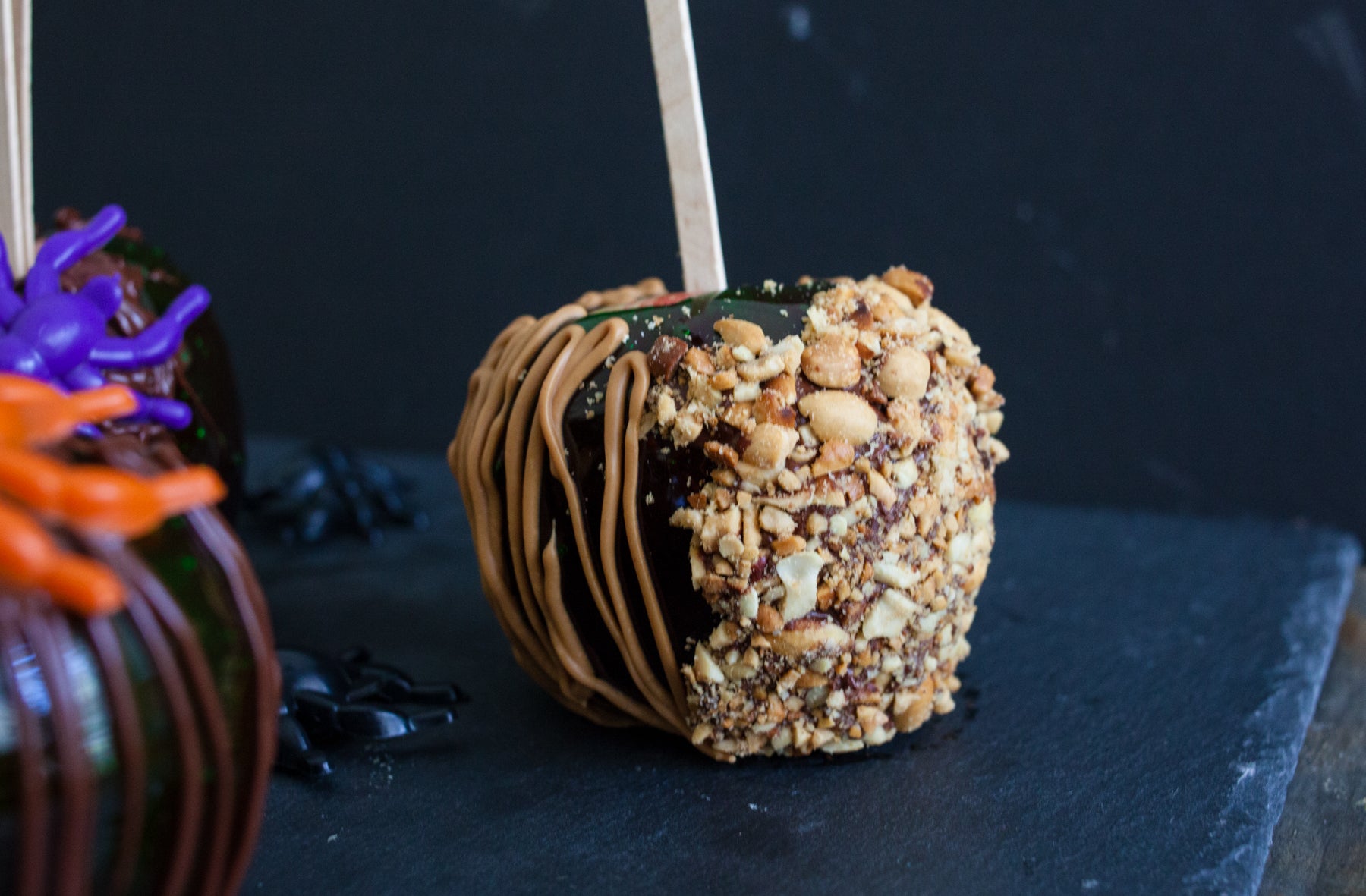 DIY Halloween Candy Apples