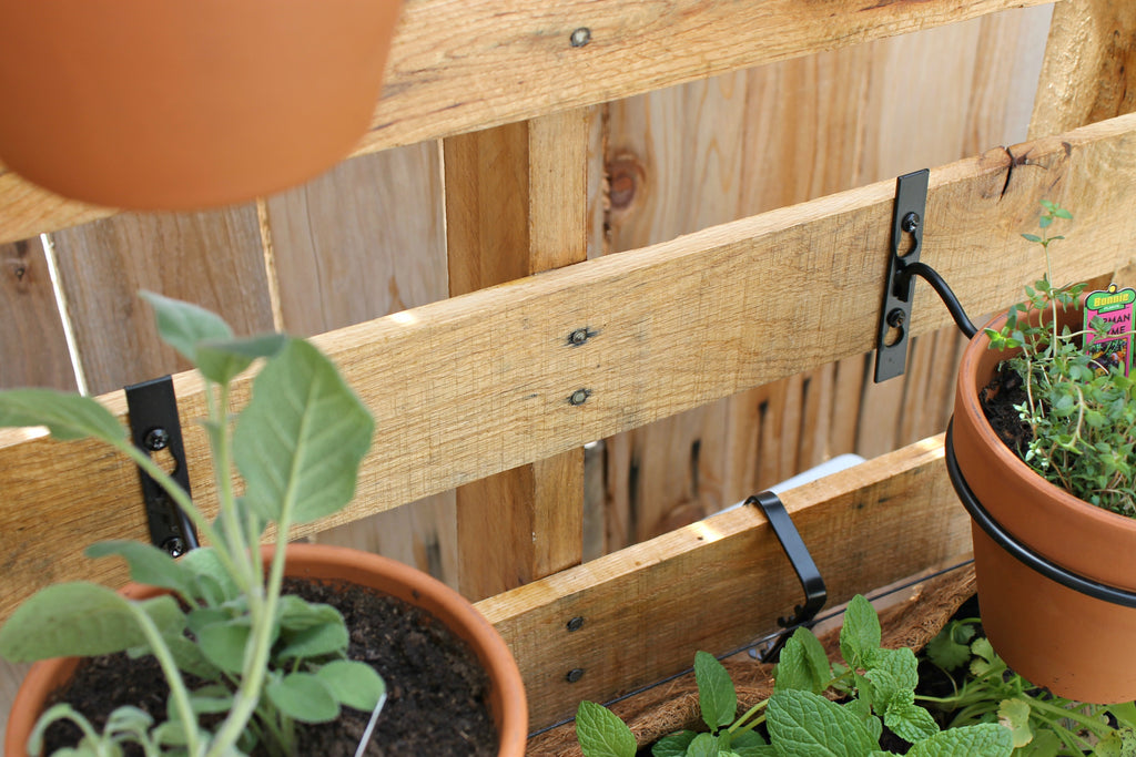 garden pallet 2 hardware