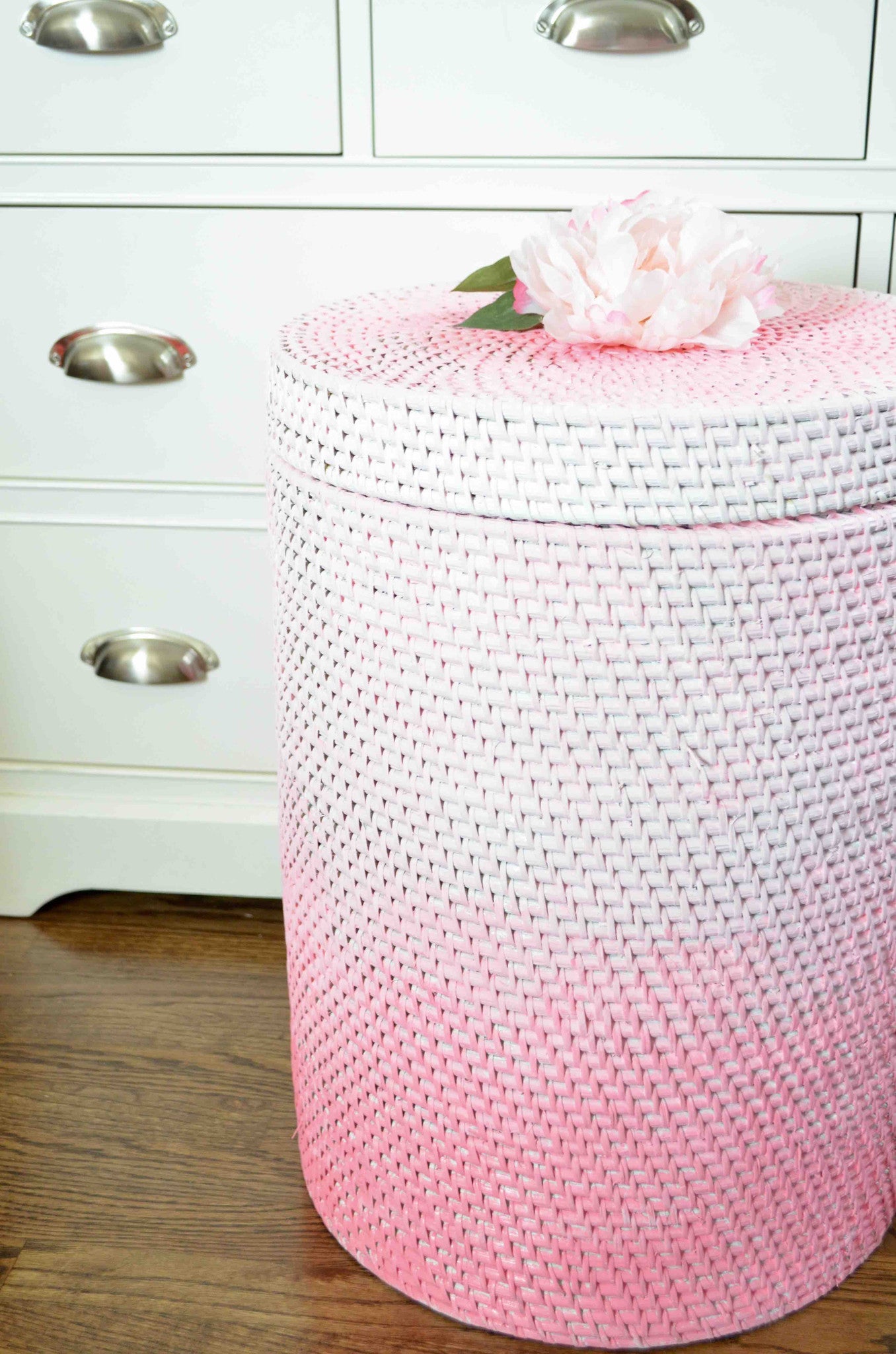 DIY Ombre Hamper 