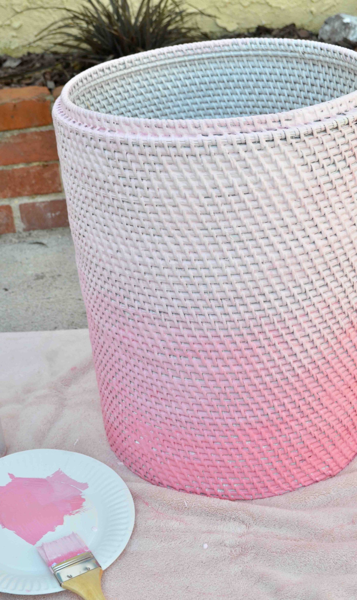 DIY Ombre Hamper 