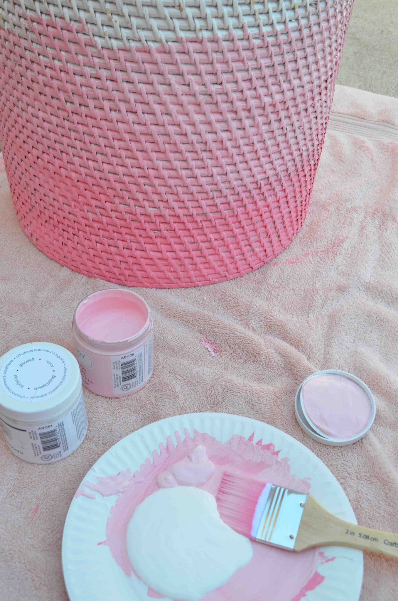 DIY Ombre Hamper 